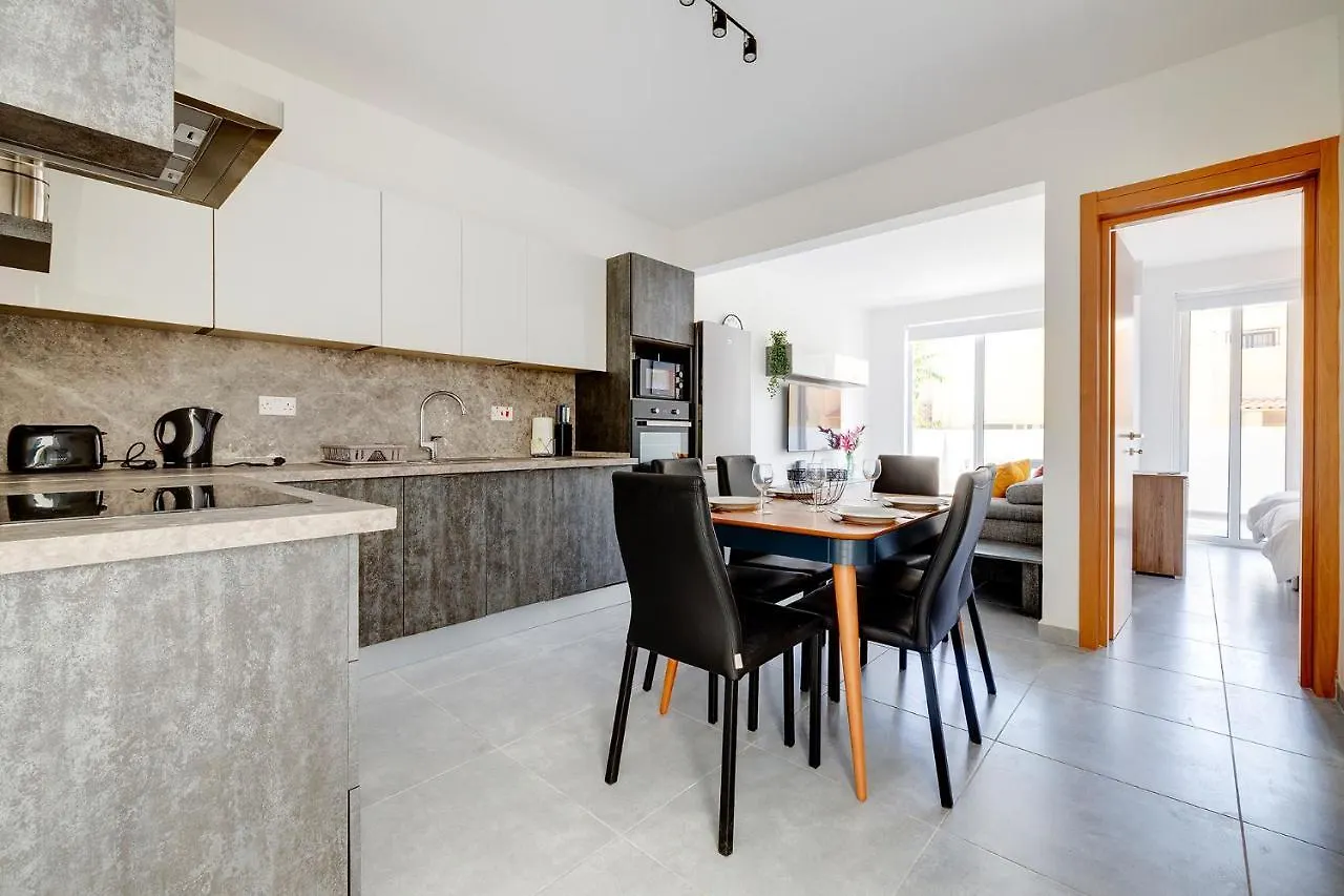 Central Sliema 3-Bedroom Retreat Malta